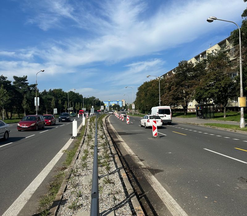 Velkomoravská - oprava zábradlí Olomouc