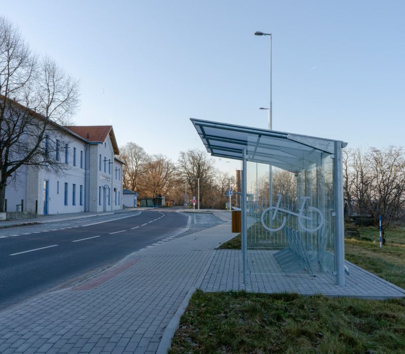 III/4155 Hrušovany nad Jevišovkou, žel. st., přestupní uzel IDS JMK